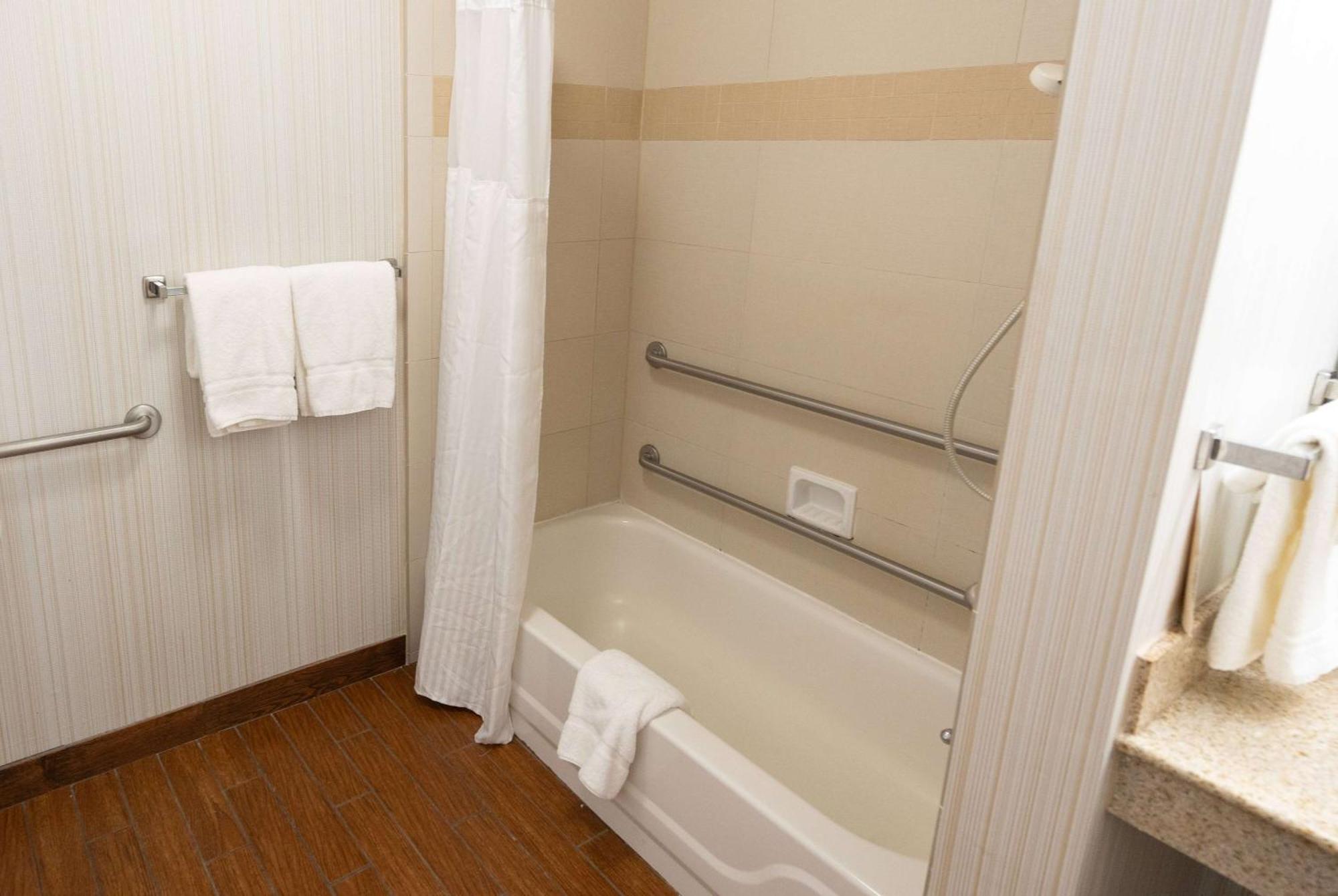 فندق Wyndham Garden New Orleans Airport كينير المظهر الخارجي الصورة