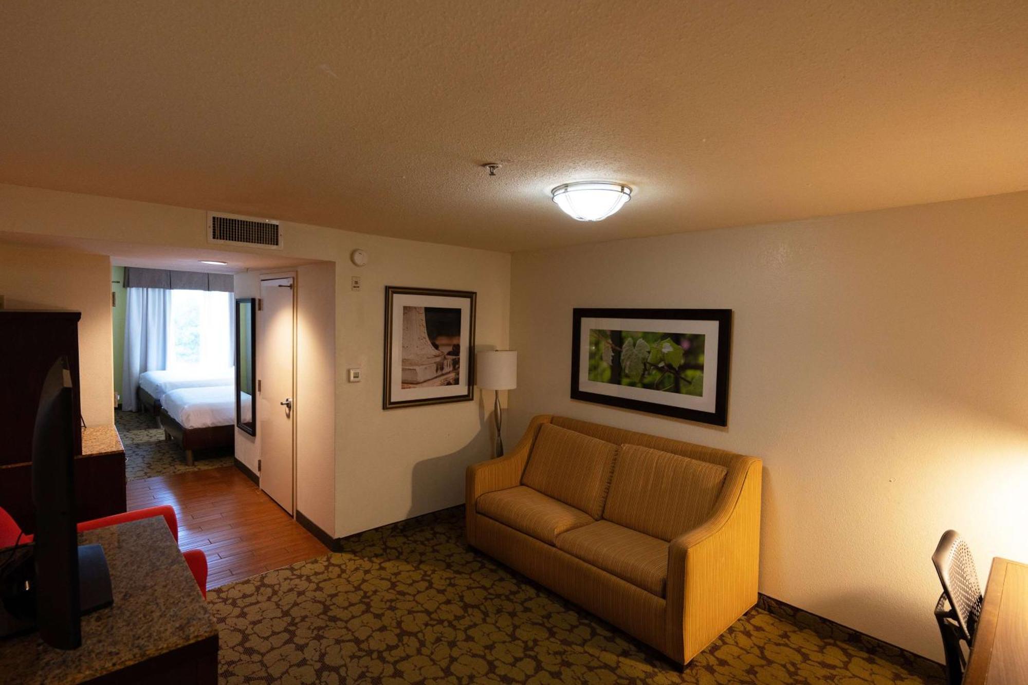 فندق Wyndham Garden New Orleans Airport كينير المظهر الخارجي الصورة